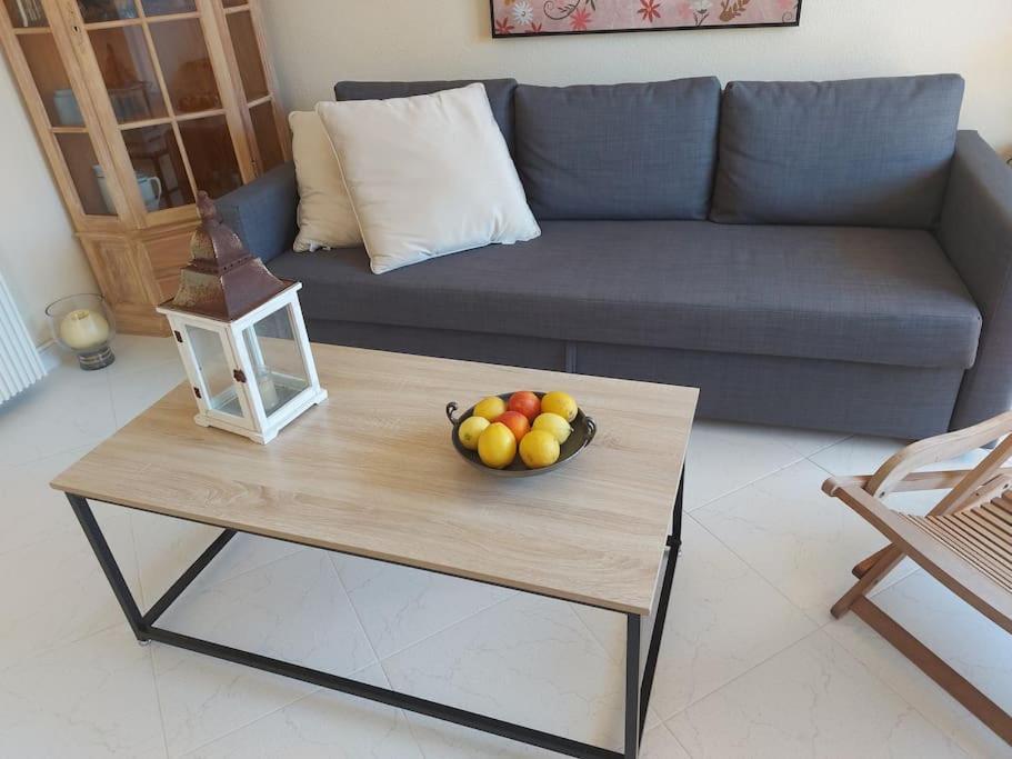 Estupendo Apartamento En Primera Linea De Playa Y Con Vistas Al Mar Dénia Exterior foto